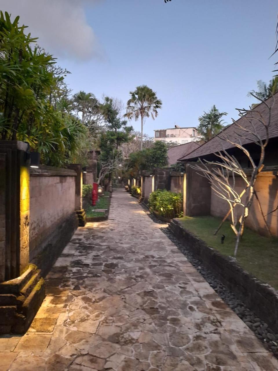 The Royal Beach Seminyak Bali Exterior foto