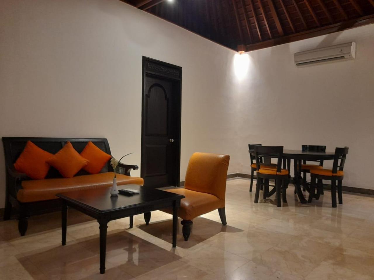 The Royal Beach Seminyak Bali Exterior foto