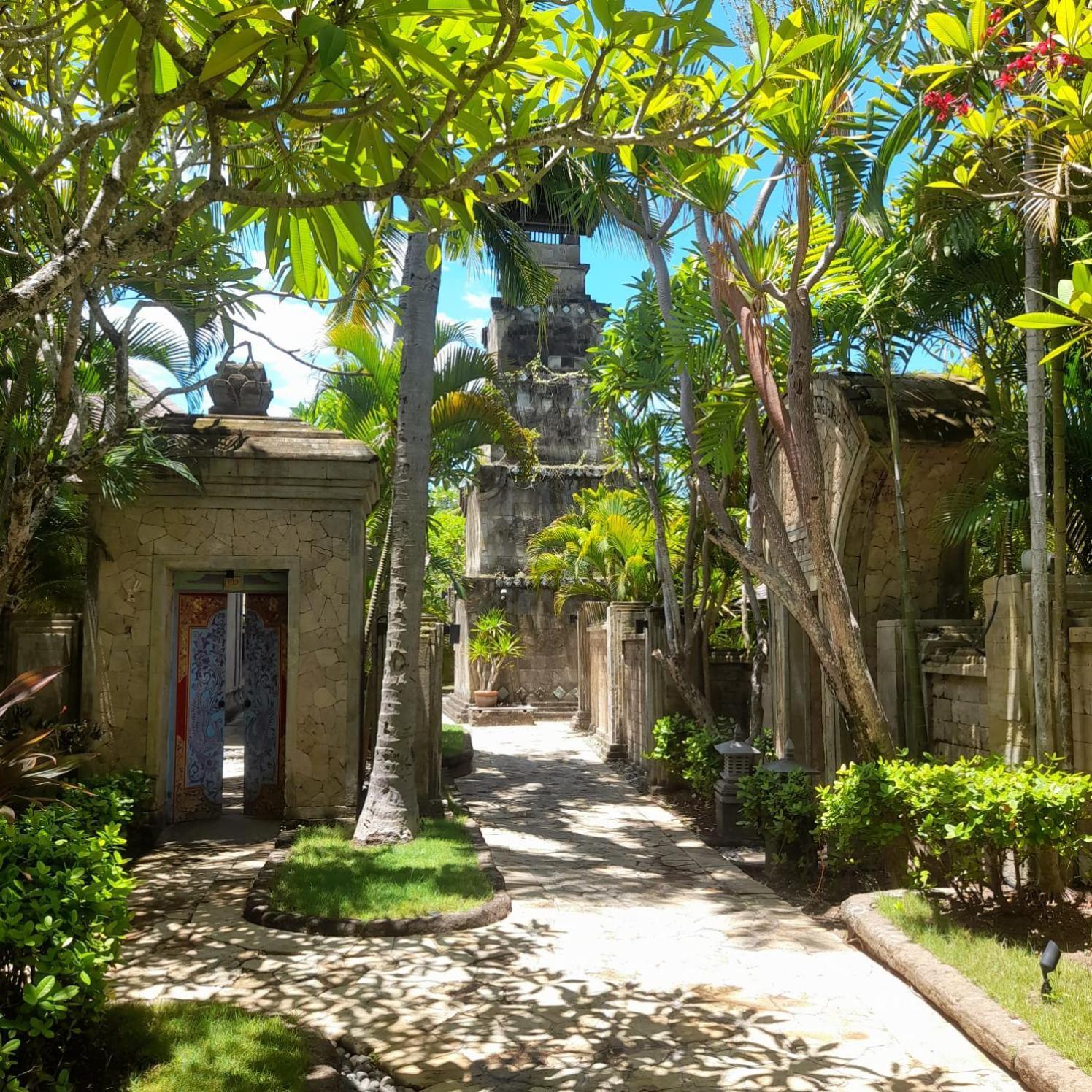 The Royal Beach Seminyak Bali Exterior foto
